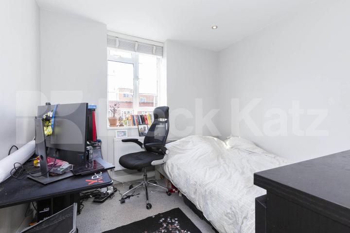 Recently refurbished 3 bedroom apartment by Regents Park & St Johns Wood Tube  Shannon Place , St Johns Wood / Regents Park